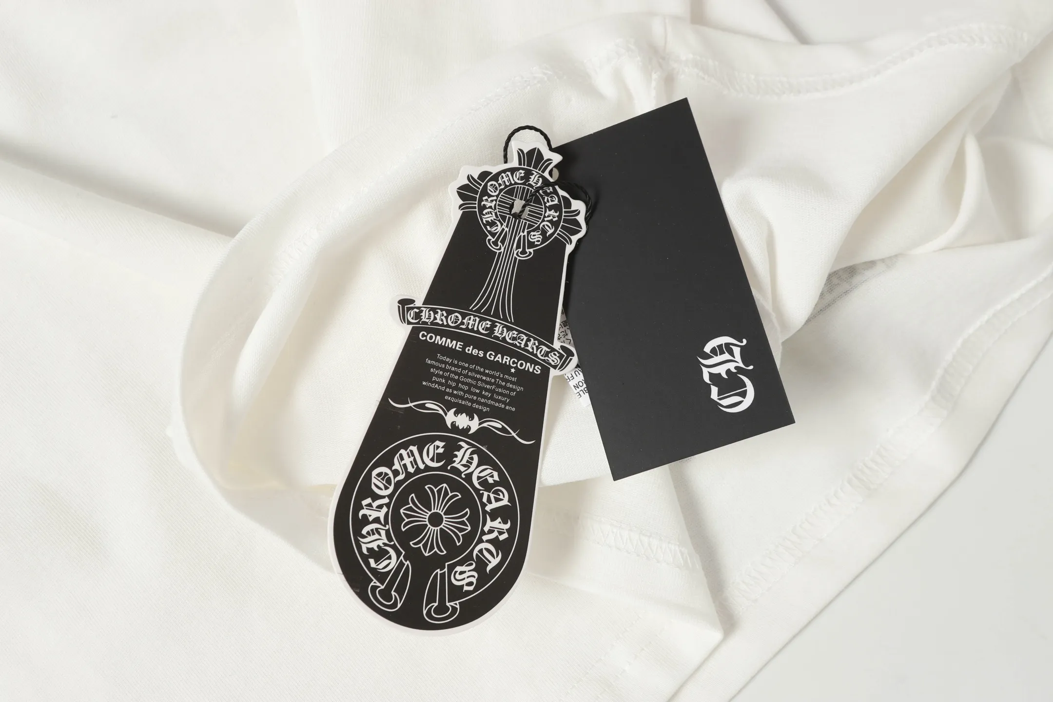 P160 Cross-border model. Those who pursue quality, please do not place an order. -Chrome Hearts/Chrome Heart Sanskrit Cross✝️Print popular long-sleeved T-shirt -High weight, high density and high quality. The wool is soft, delicate and skin-friendly. It feels soft and silky. It has excellent warmth and skin-friendly properties.